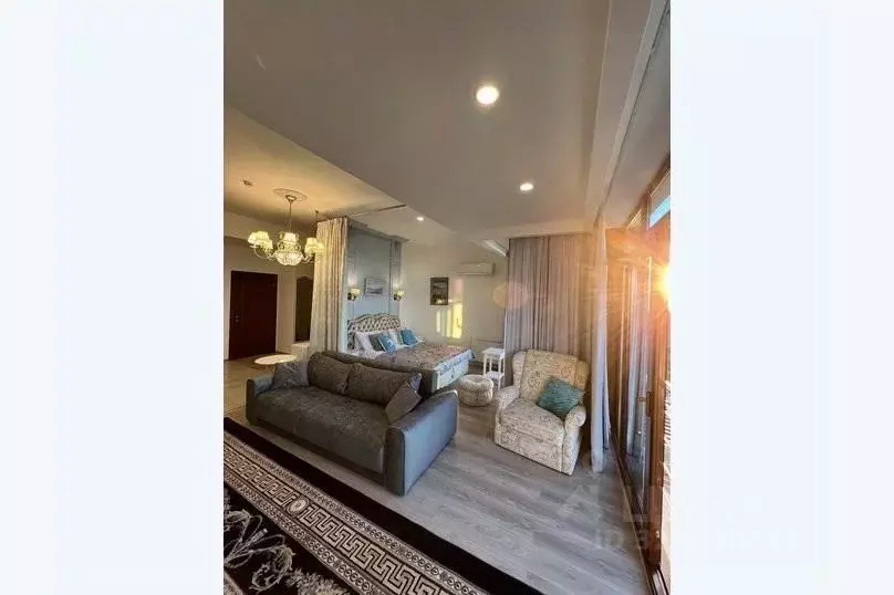 1-к кв. Крым, Алушта аллея Декабристов, 5 (70.0 м) - Фото 2