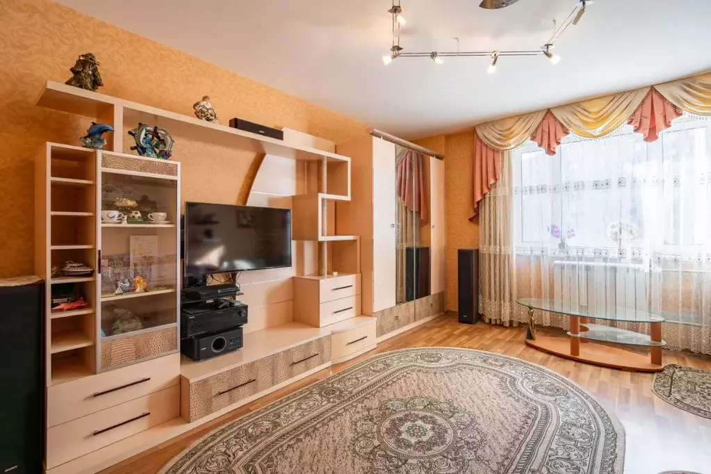 1-к кв. Московская область, Люберцы Октябрьский просп., 18к1 (51.6 м) - Фото 1