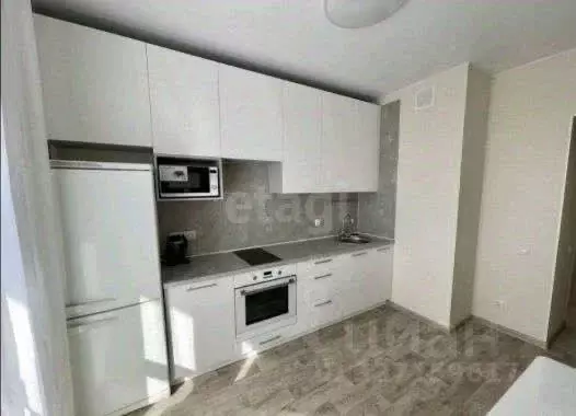 1-к кв. Тюменская область, Тюмень ул. Дмитрия Менделеева, 2 (36.0 м) - Фото 1