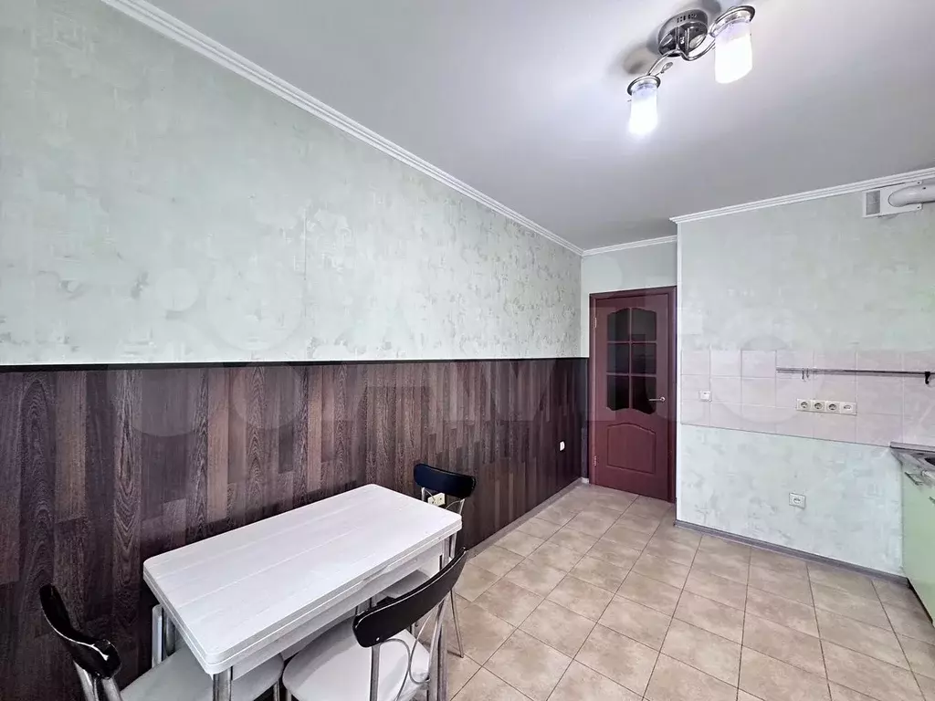 2-к. квартира, 65 м, 4/21 эт. - Фото 1