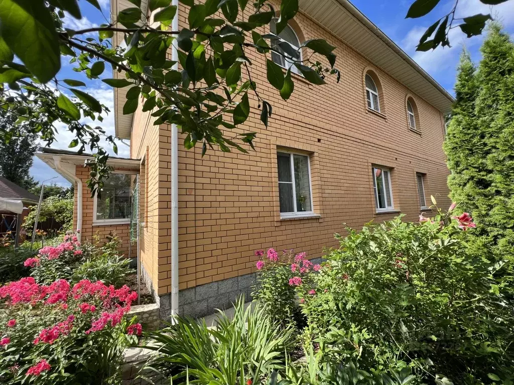 Коттедж в Московская область, Красногорск городской округ, д. ... - Фото 1