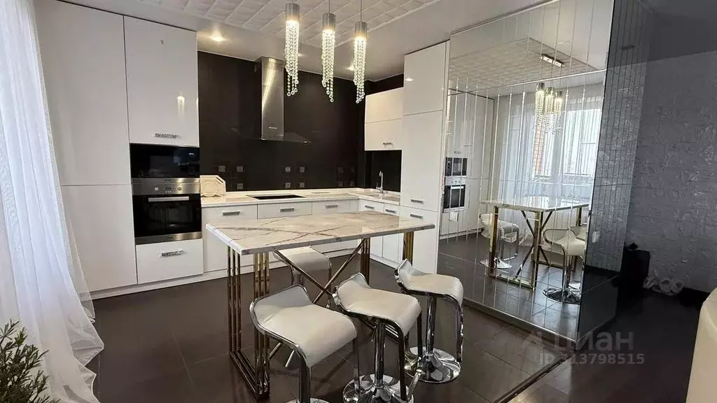 3-к кв. Чувашия, Чебоксары ул. Константина Иванова, 71 (99.0 м) - Фото 1