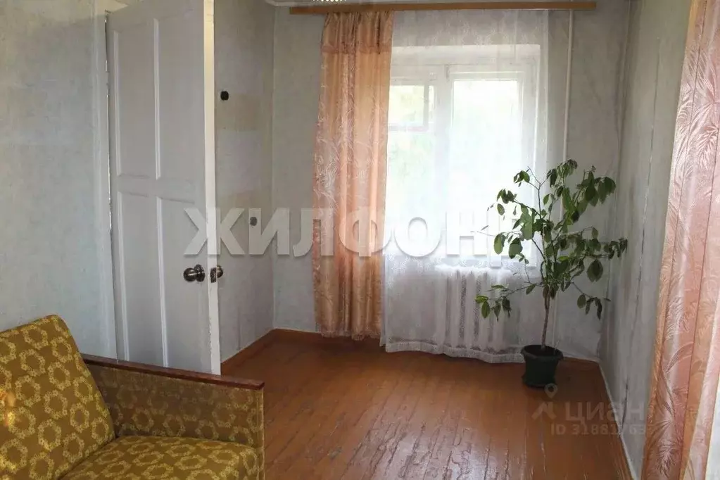 2-к кв. Новосибирская область, Новосибирск Барьерная ул., 14 (42.8 м) - Фото 0