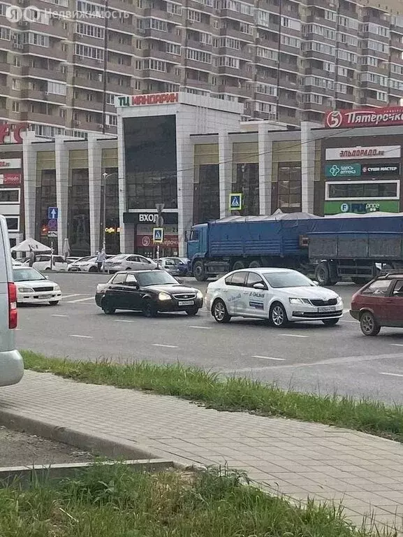 2-комнатная квартира: Краснодар, улица Евгении Жигуленко, 7к1 (56.7 м) - Фото 1