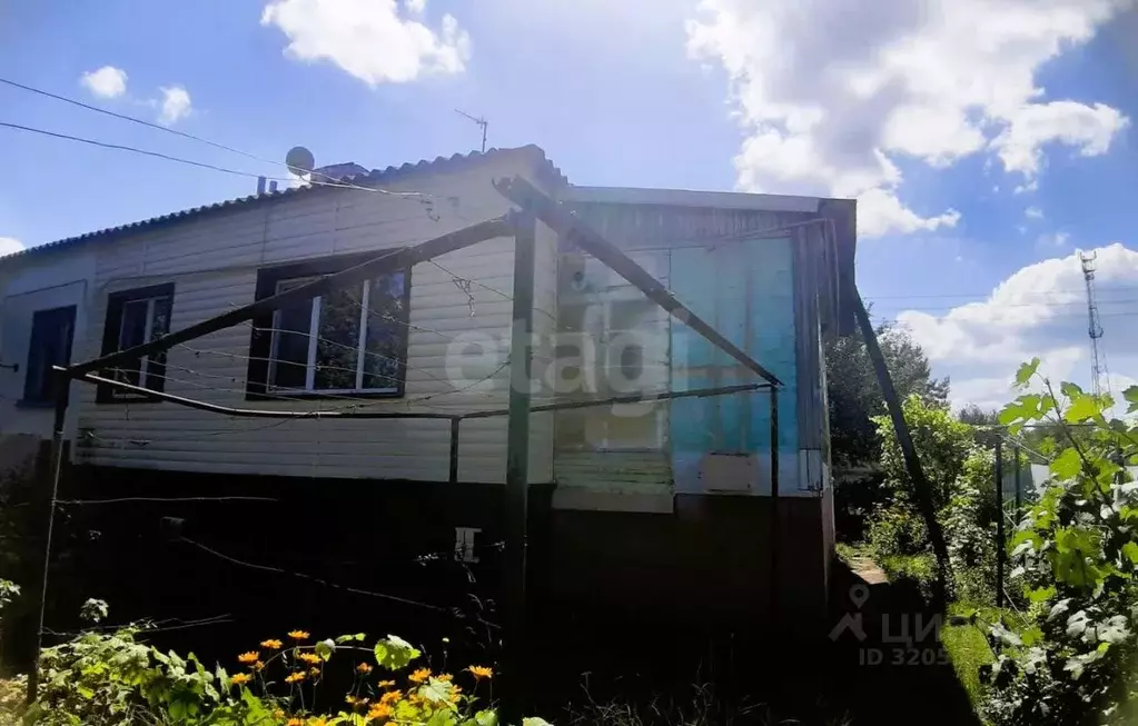 Дом в Белгородская область, Новооскольский муниципальный округ, с. ... - Фото 1