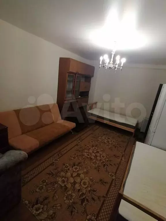 Комната 20 м в 3-к., 2/5 эт. - Фото 1