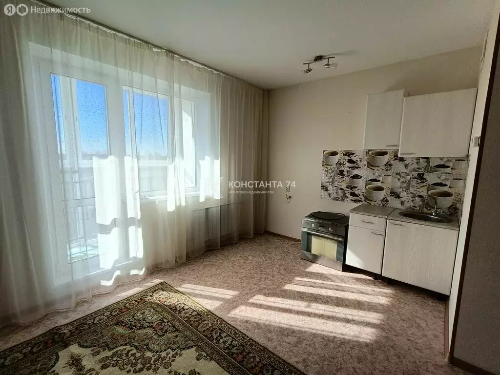 Квартира-студия: Челябинск, улица Александра Шмакова, 36 (24 м) - Фото 1