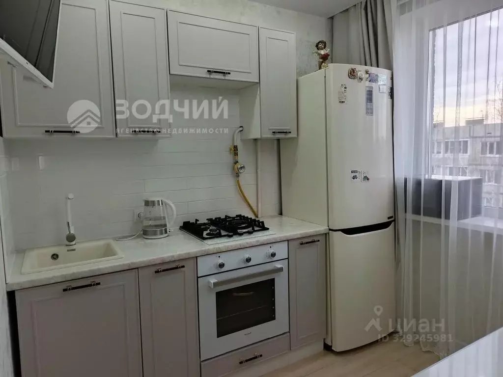 2-к кв. Чувашия, Шумерля ул. Урицкого, 6к1 (48.1 м) - Фото 1