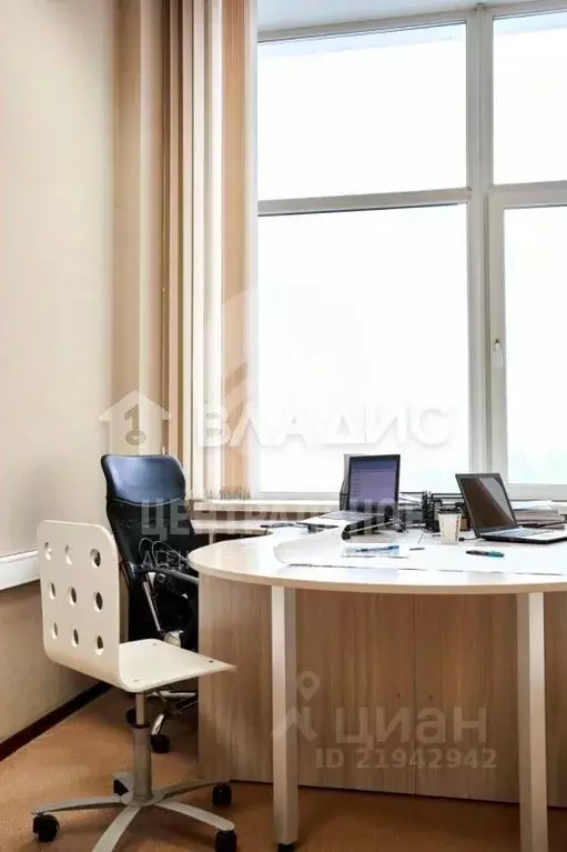 Офис в Новосибирская область, Новосибирск Станционная ул., 60/10 (18 ... - Фото 1