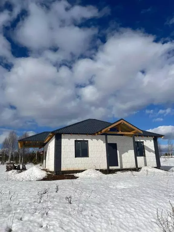 Дом в Кировская область, Слободской район, Ленинское с/пос, д. Большие ... - Фото 1