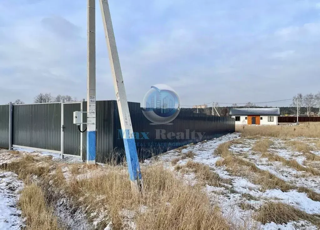 Участок в Московская область, Домодедово городской округ, д. ... - Фото 1