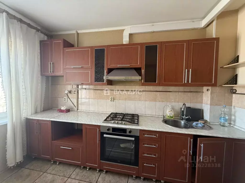 3-к кв. Белгородская область, Белгород ул. Губкина, 39 (60.1 м) - Фото 2