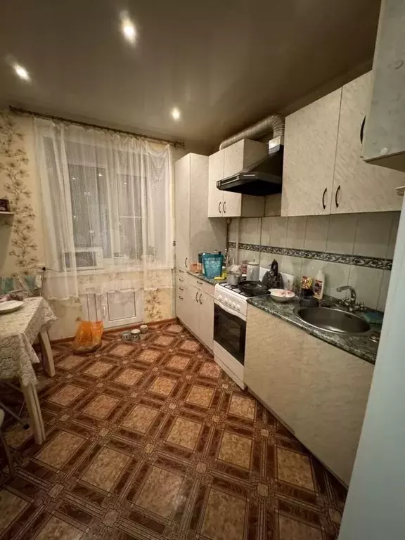 3-к. квартира, 60 м, 2/5 эт. - Фото 0