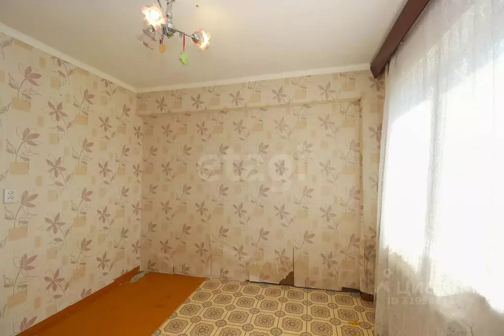 3-к кв. Омская область, Омск 3-й мкр, ул. Путилова, 13 (49.9 м) - Фото 0