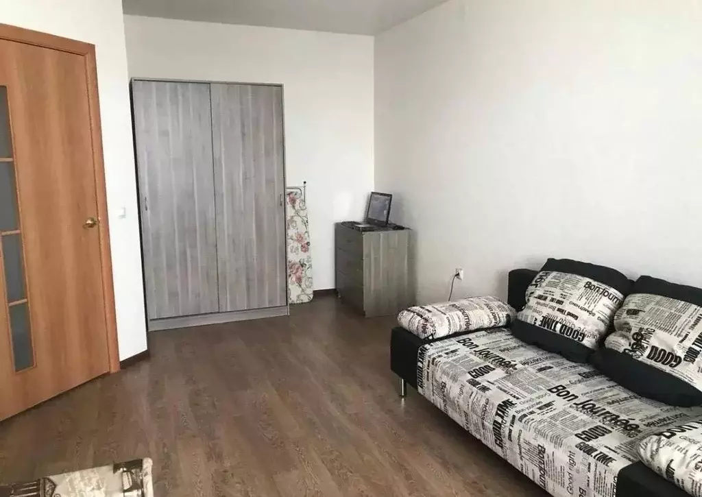 1-к кв. Татарстан, Казань ул. Кул Гали, 36 (35.0 м) - Фото 2