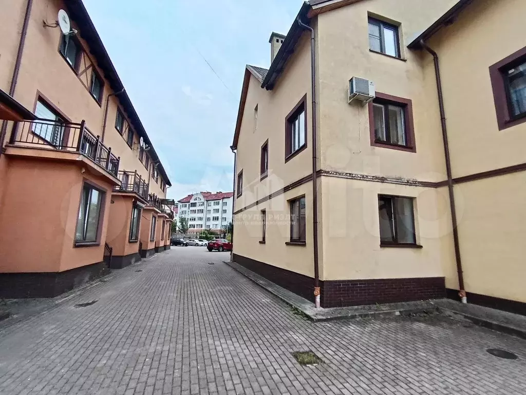 3-к. квартира, 71 м, 3/3 эт. - Фото 1