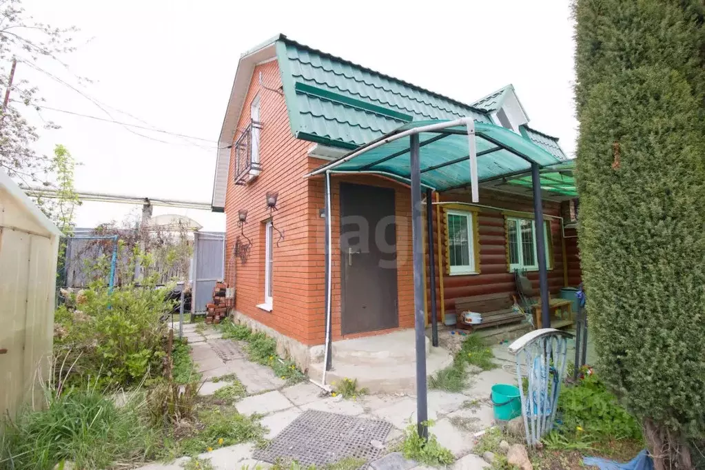 Дом в Калужская область, Бабынинский муниципальный округ, Воротынск ... - Фото 1