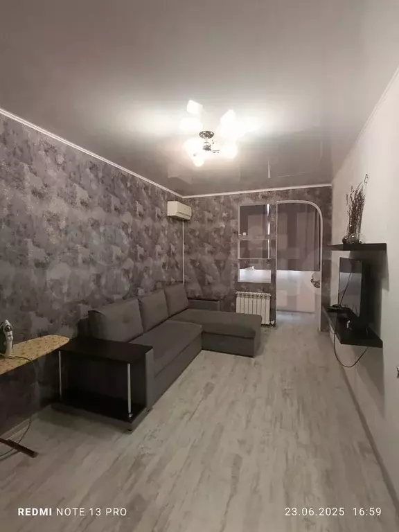 1-к. квартира, 42 м, 9/9 эт. - Фото 0