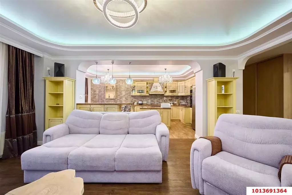 3-к кв. Краснодарский край, Краснодар Гаражная ул. (152.8 м) - Фото 1