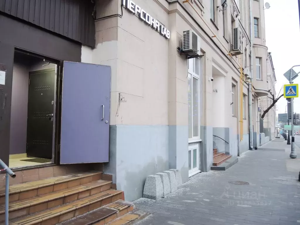 Помещение свободного назначения в Москва Старая Басманная ул., 33 (90 ... - Фото 0