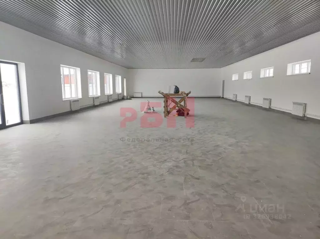 Помещение свободного назначения в Самарская область, Кинель ул. ... - Фото 1