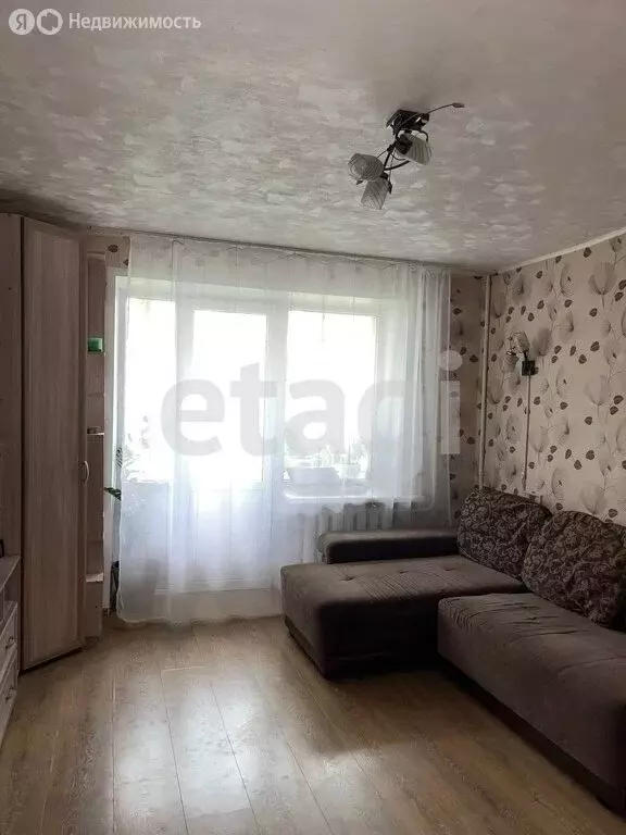 3-комнатная квартира: Брянск, Мало-Завальская улица, 5 (59.3 м) - Фото 1