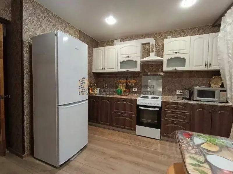 2-к кв. Башкортостан, Уфа Российская ул. (42.0 м) - Фото 1