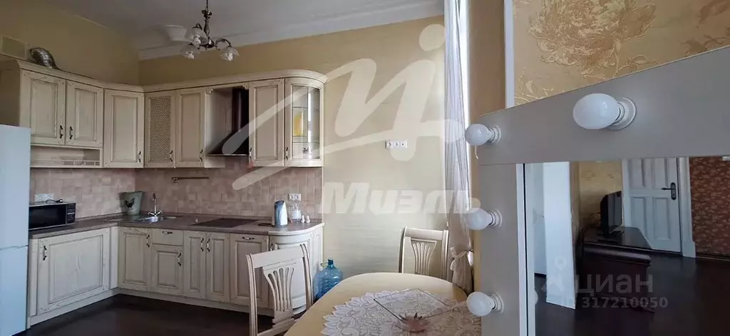 2-к кв. Москва Кутузовский просп., 2/1К1А (68.0 м) - Фото 0