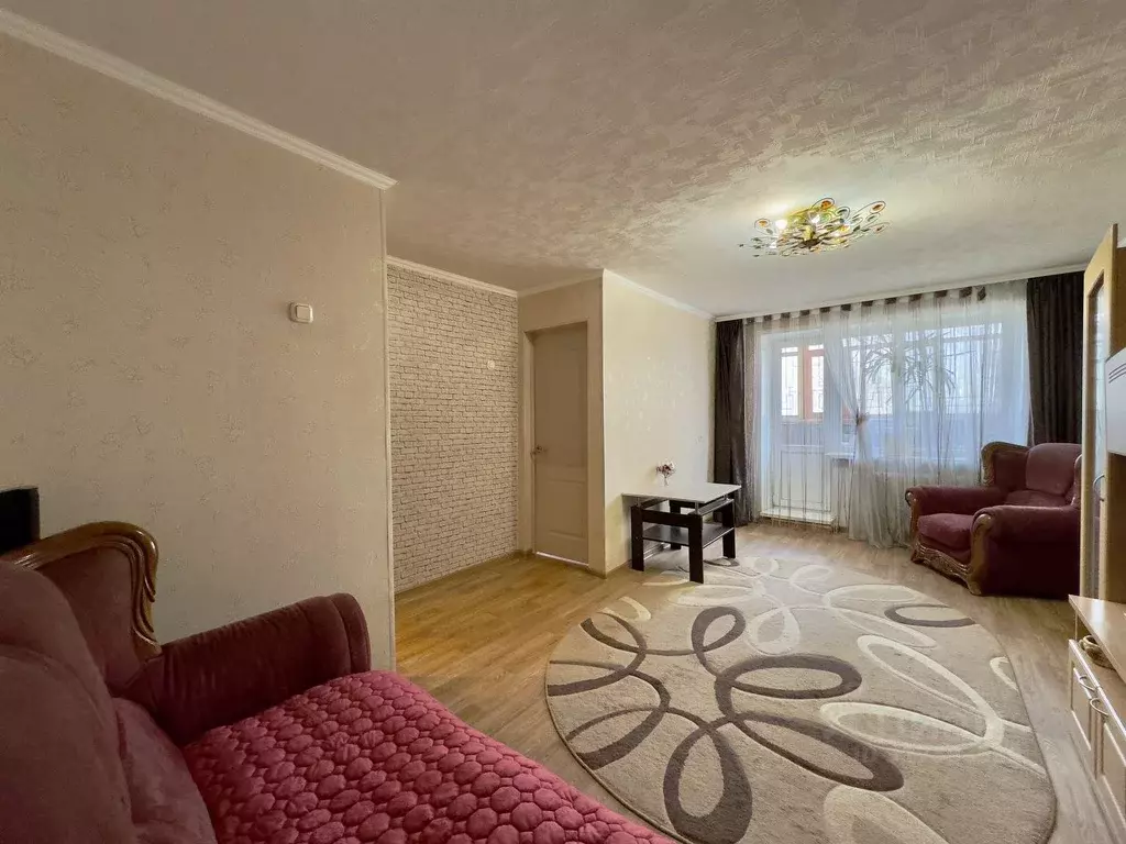 3-к кв. Курганская область, Курган ул. Коли Мяготина, 89 (55.8 м) - Фото 0