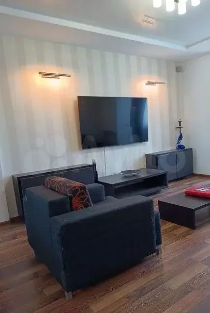 2-к. квартира, 56 м, 3/7 эт. - Фото 0