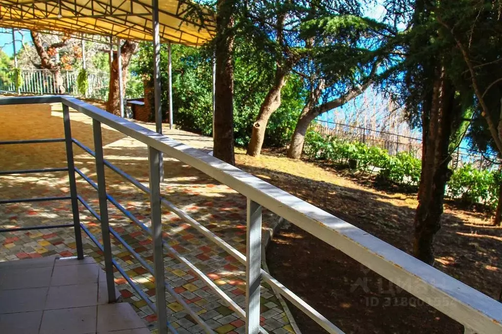 Комната Крым, Алушта ул. Набережная, 24Г - Фото 1