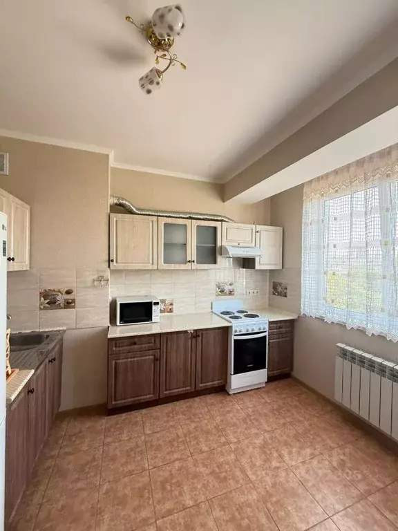 1-к кв. Крым, Симферополь ул. Караманова, 3 (48.0 м) - Фото 1