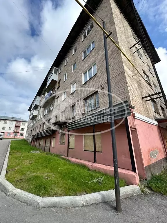 Продам помещение свободного назначения, 351.1 м - Фото 0