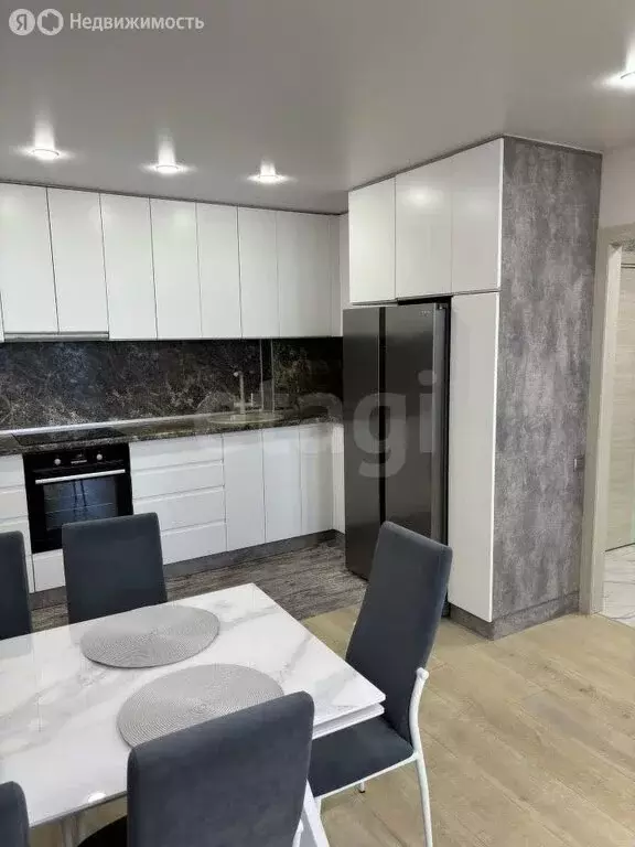 2-комнатная квартира: Киров, Октябрьский проспект, 117 (63 м) - Фото 2