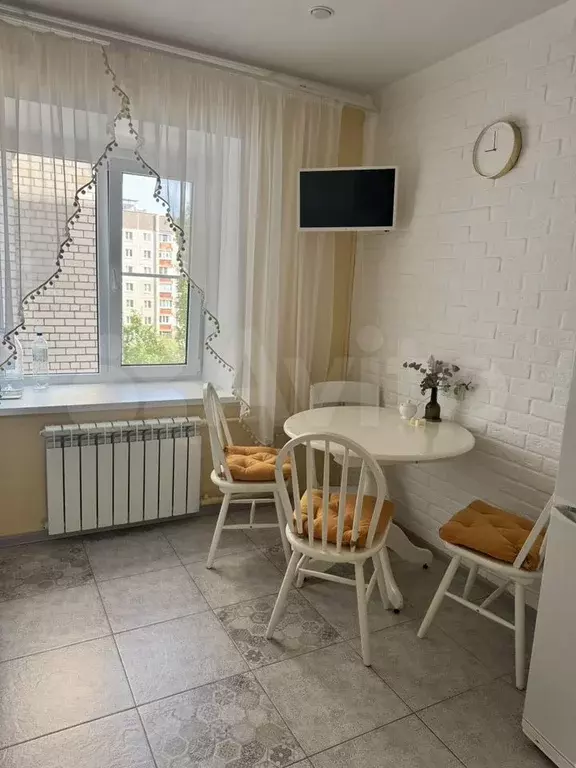 3-к. квартира, 90 м, 6/10 эт. - Фото 0