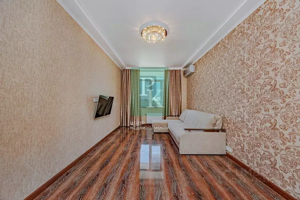 1-к кв. Севастополь ул. Артдивизионовская, 4 (42.2 м) - Фото 0