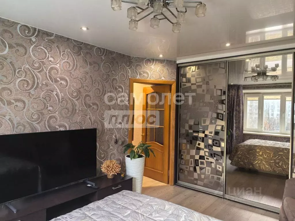 2-к кв. Калужская область, Обнинск ул. Курчатова, 27 (37.3 м) - Фото 1