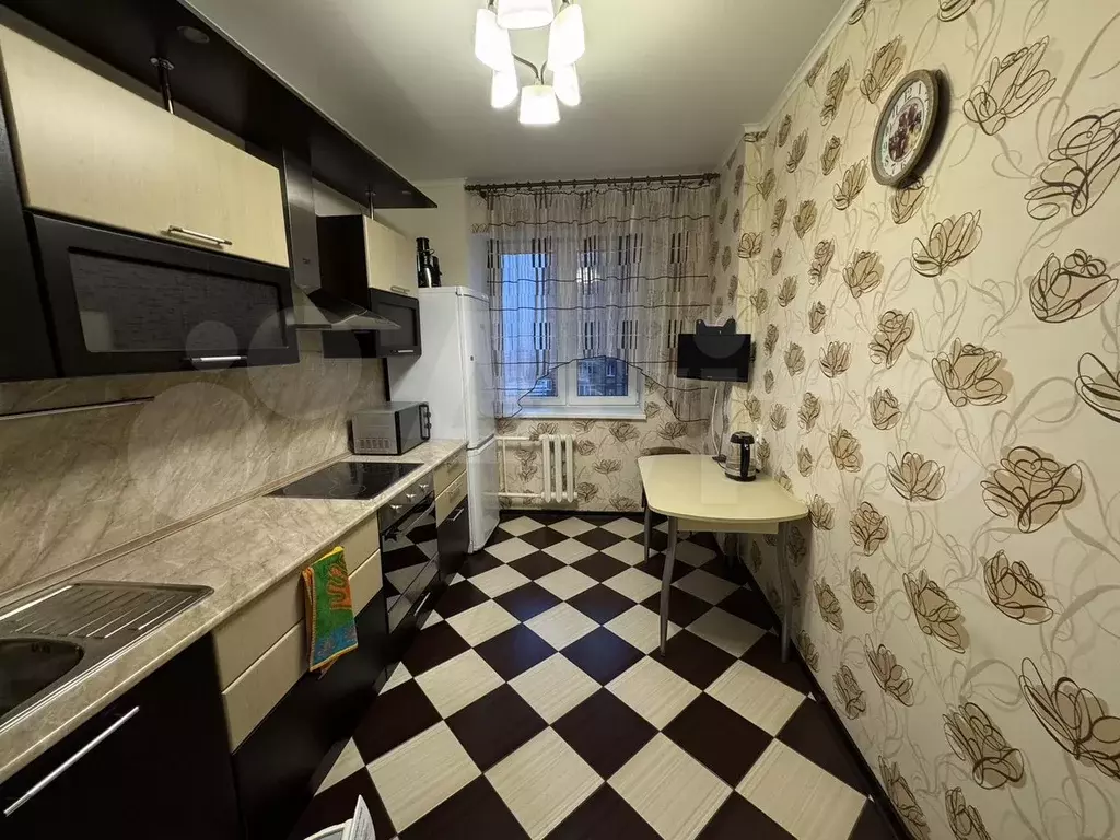 1-к. квартира, 38 м, 4/5 эт. - Фото 1
