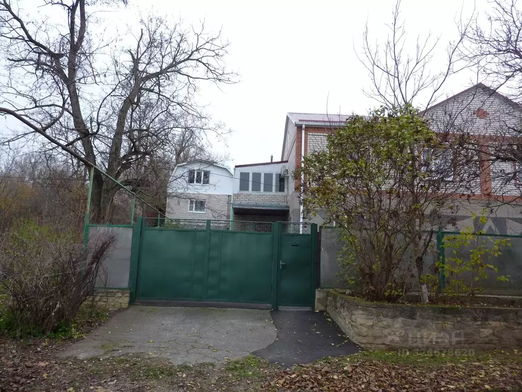 Дом в Ставропольский край, Светлоград г. Петровский муниципальный ... - Фото 2