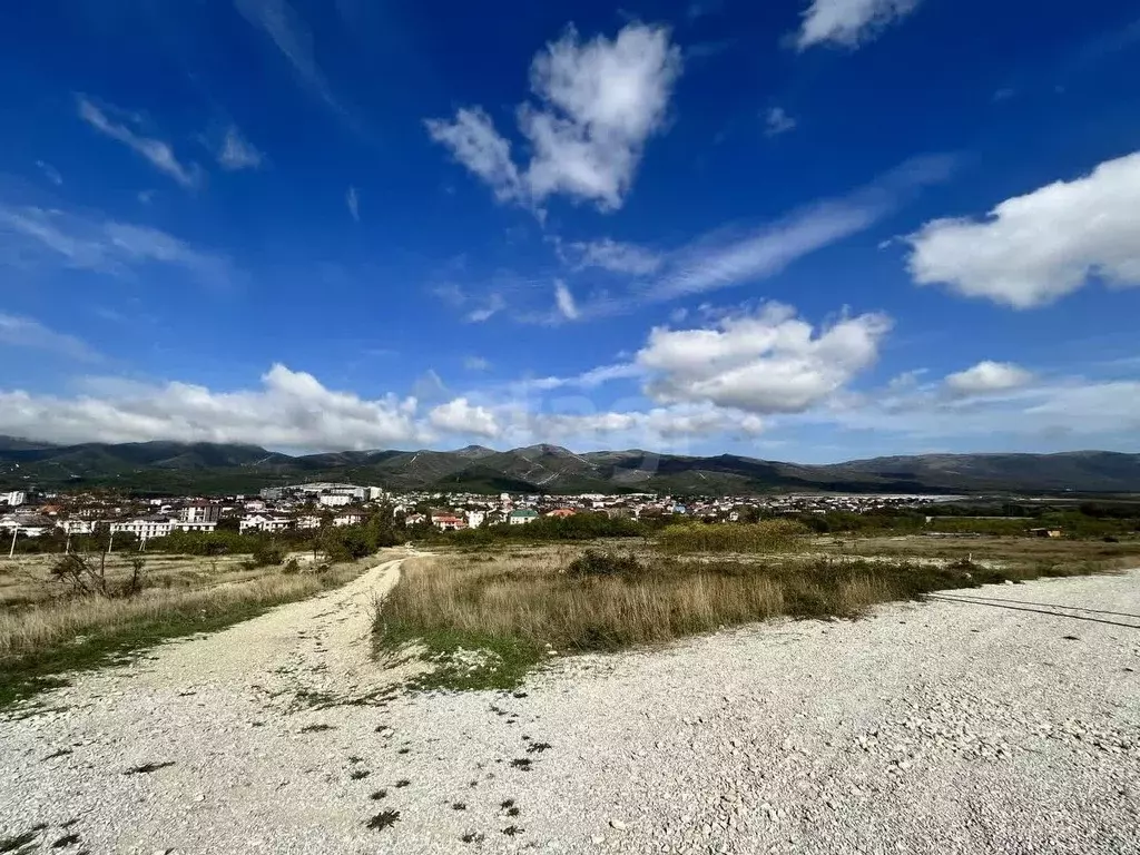 Участок в Краснодарский край, Геленджик городской округ, с. Кабардинка ... - Фото 1