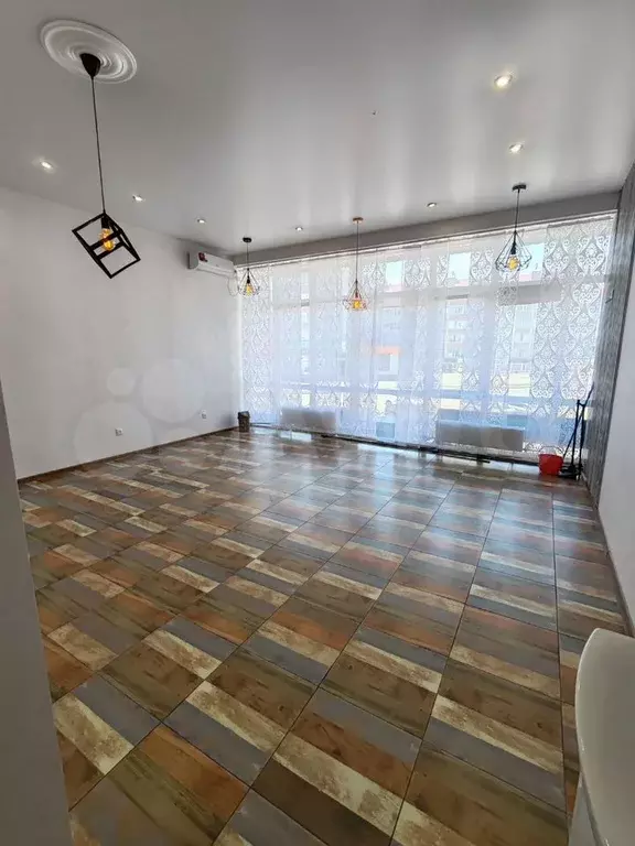 Продам коммерческое помещение 30,5 кв.м - Фото 0