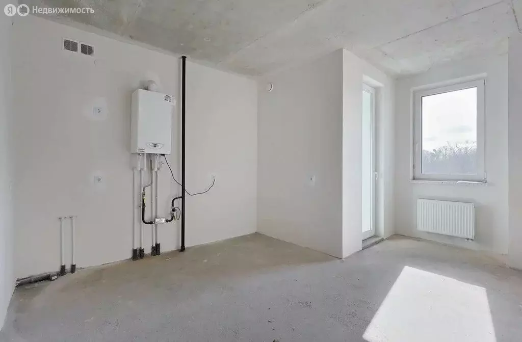 2-комнатная квартира: Калининград, проспект Калинина, 111 (79.3 м) - Фото 1