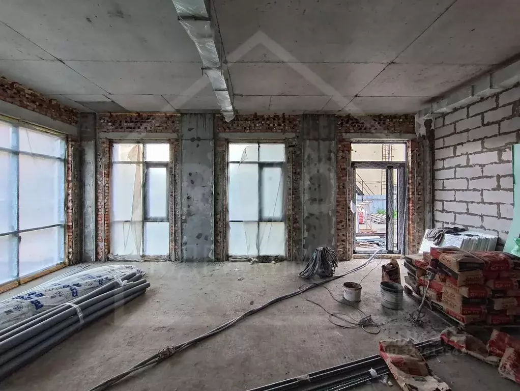 Помещение свободного назначения в Омская область, Омск ул. Красный ... - Фото 1