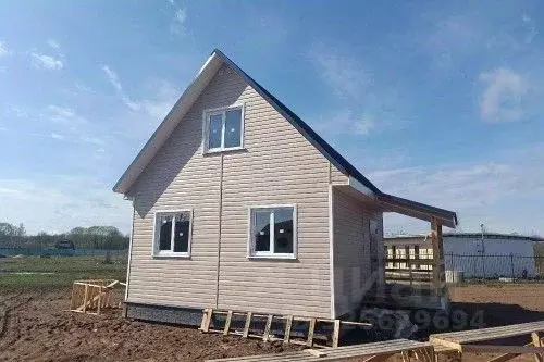 Дом в Новгородская область, Новгородский район, Ермолинское с/пос, д. ... - Фото 1