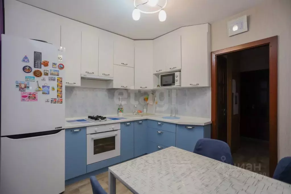 3-к кв. Иркутская область, Ангарск 85-й кв-л, 13 (58.0 м) - Фото 1
