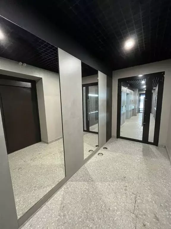 3-к кв. Омская область, Омск ул. Герцена, 99 (87.0 м) - Фото 1