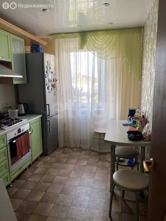 3-комнатная квартира: Набережные Челны, проспект Раиса Беляева, 50 ... - Фото 0