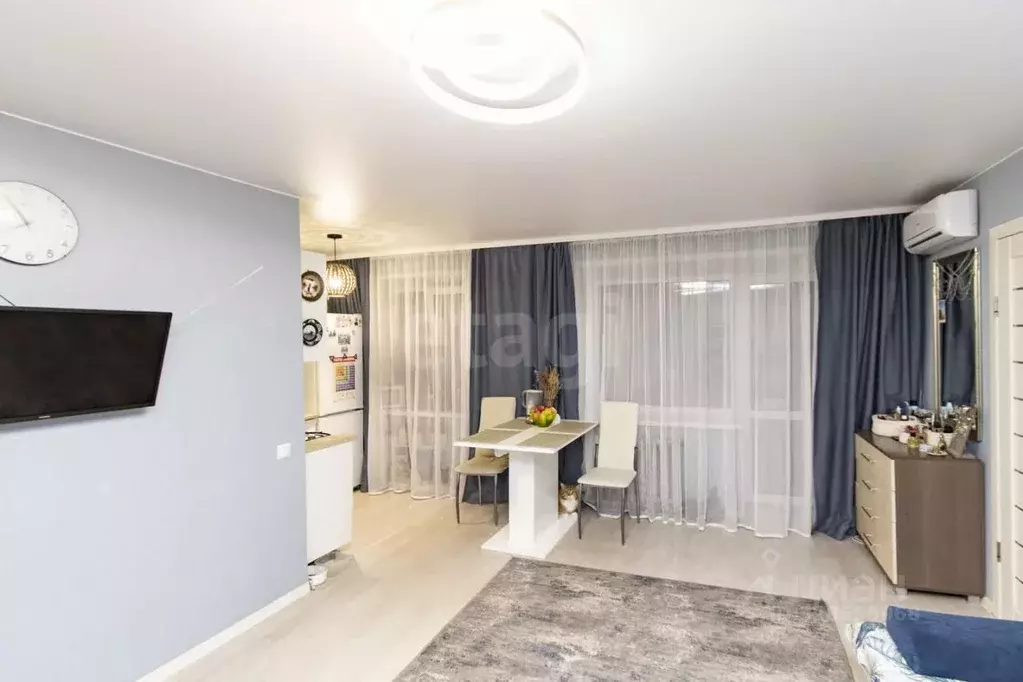 2-к кв. Тюменская область, Тюмень проезд Геологоразведчиков, 7 (43.0 ... - Фото 1