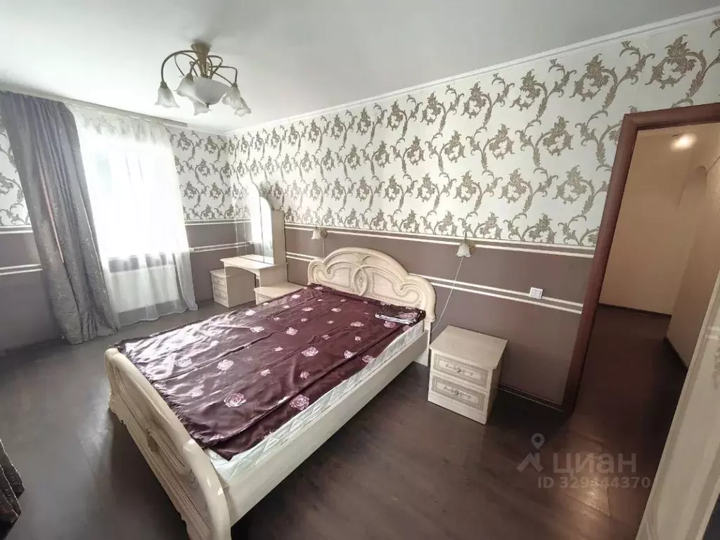 3-к кв. Санкт-Петербург просп. Кузнецова, 12к2 (76.1 м) - Фото 0