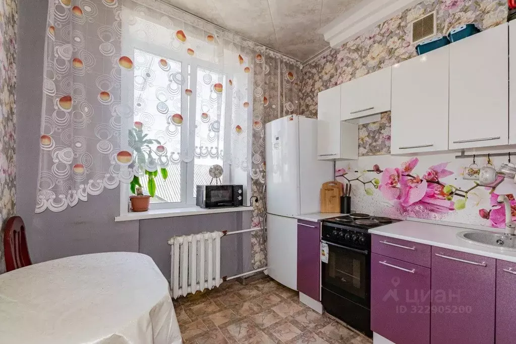 3-к кв. Свердловская область, Екатеринбург ул. Кировградская, 70 (63.2 ... - Фото 2